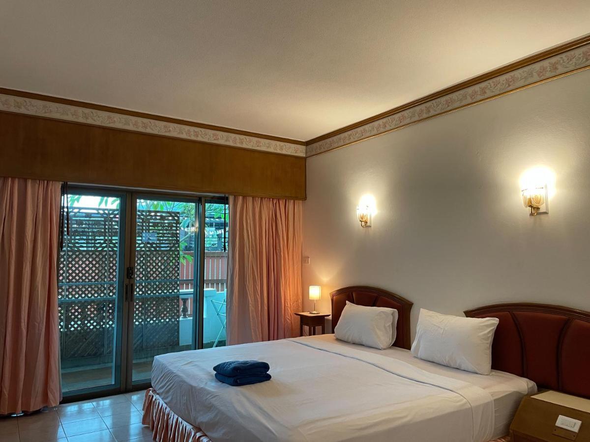 Phuket Golden Sand Inn - Sha Extra Plus Карон Экстерьер фото
